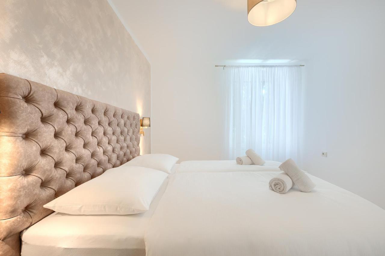 Calafati Apartment With Free Private Parking Rijeka Exterior photo